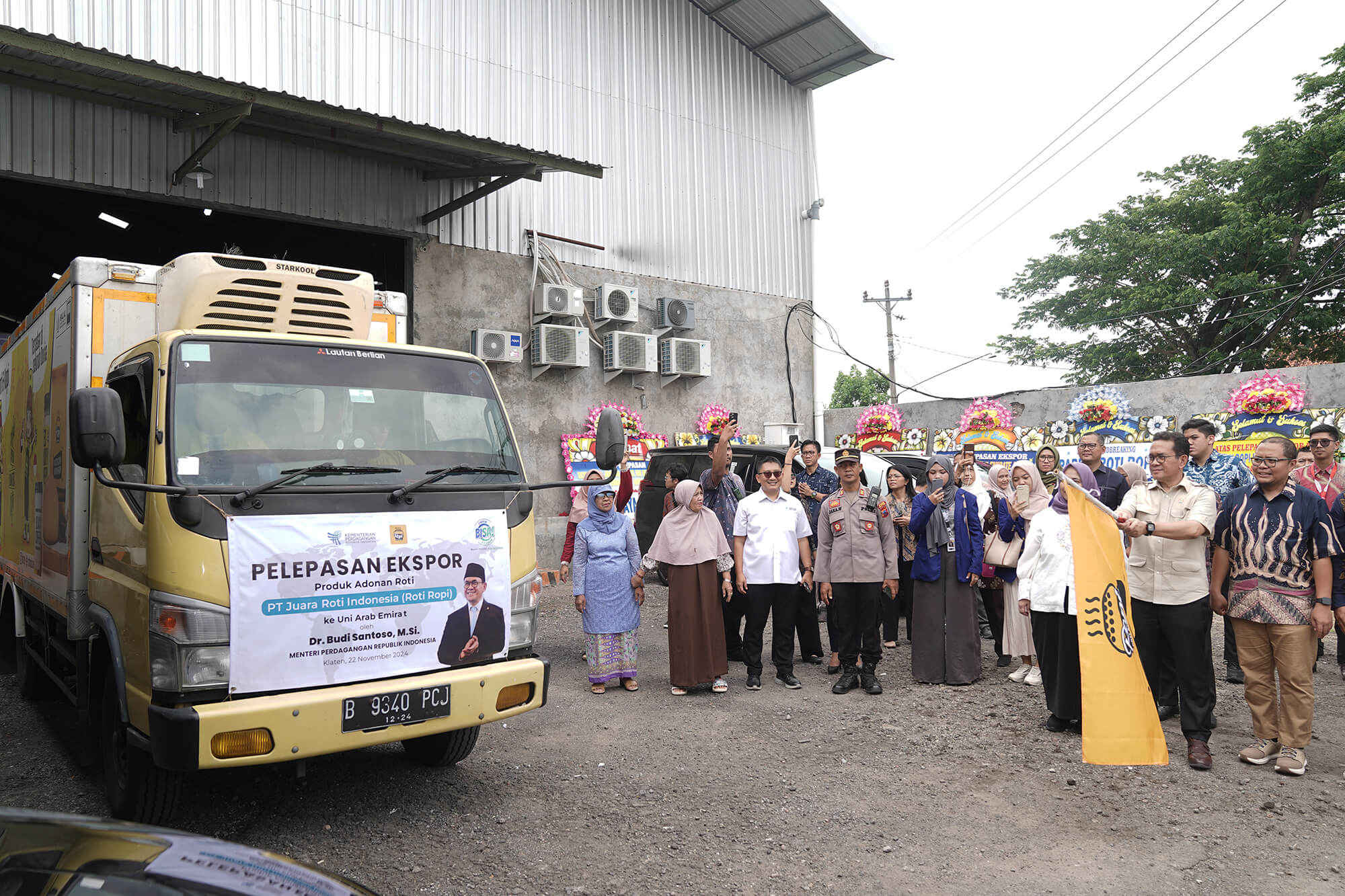 Lepas Ekspor Adonan Roti ke Uni Emirat Arab, Mendag Budi Ajak Pelaku Usaha Perkuat Citra Produk Indonesia