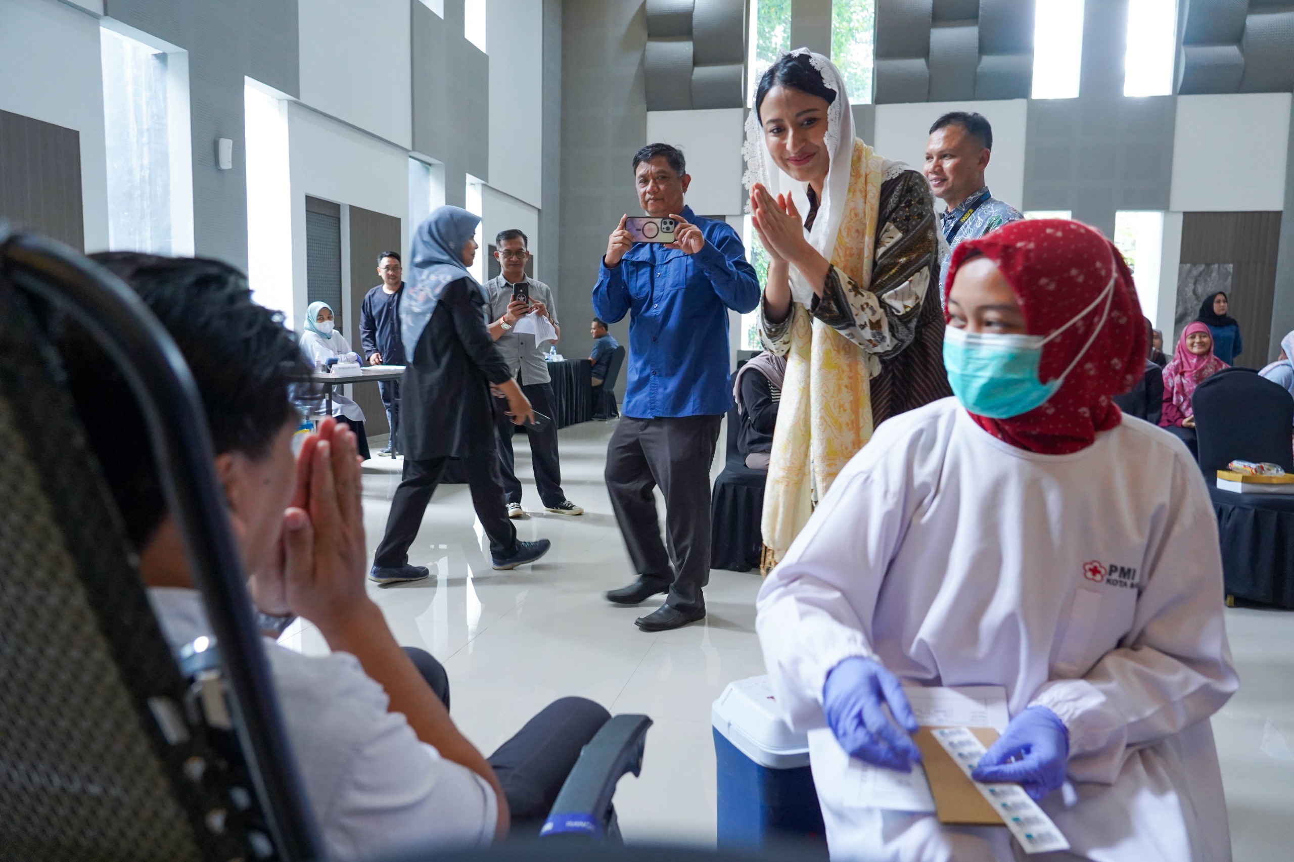 Peringati Hari KORPRI, Wamendag Roro Tinjau Penyelenggaraan Donor Darah di Direktorat Metrologi