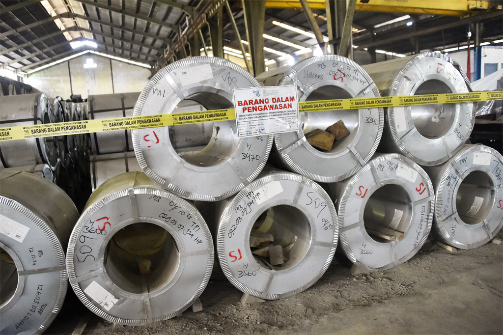 Lindungi Konsumen, Kemendag Sita Baja Lembaran Non-SNI Bernilai Rp23,76 Miliar