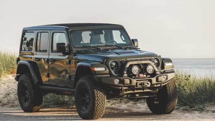 Jeep Wrangler 2025: 7 Alasan Untuk Menyukainya, 3 Alasan  Berpikir Dua Kali, Tapi Yang Pasti Super Maco