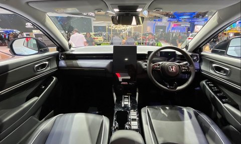 Tampilan Luar Mirip, Interior Honda e:N1 Ternyata Bawa Revolusi Teknologi Dibanding HR-V Konvensional