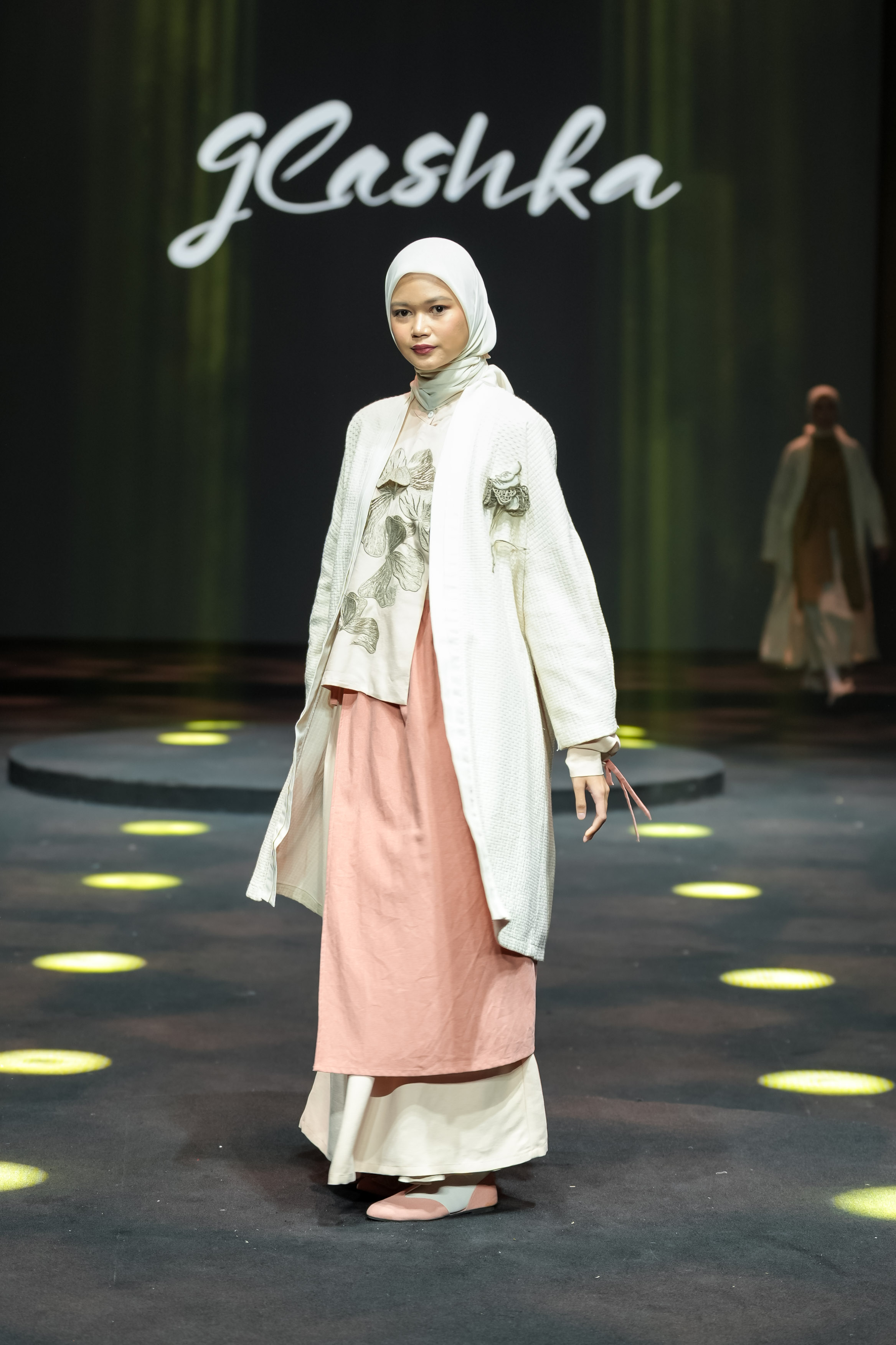 Hangat Hati, Koleksi Ramadan-Idul Fitri dari Glashka dengan Keindahan Bordir Otentik