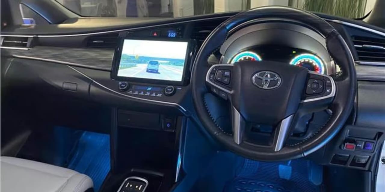 Toyota Innova EV Yang Baru Seperti Apa Sih Dalemannya? Banyak Yang Penasaran Juga Sih