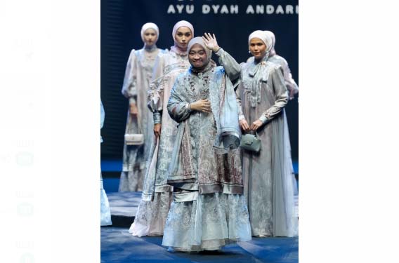 Renjana, Edisi Spesial Ayu Dyah Andari Hadirkan Kain Sasirangan Khas Banjarmasin