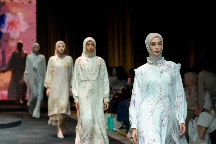 Dhini Aminarti Luncurkan Koleksi Raya, Terinspirasi Budaya Kuno Persia & Maroko