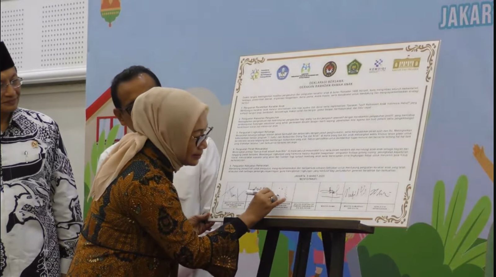 Deklarasi Bersama Gerakan Ramadan Ramah Anak, Optimalkan Ibadah Keluarga Tanpa Gawai