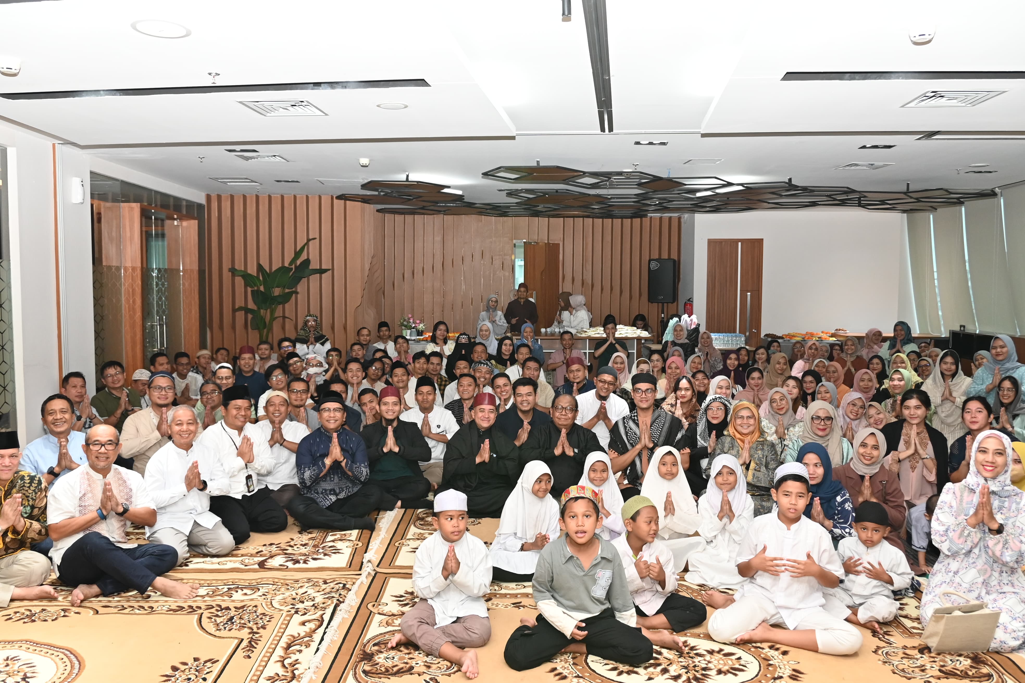 Semangat Ramadan: PertaLife Insurance Adakan Buka Puasa dan Santunan Anak Yatim