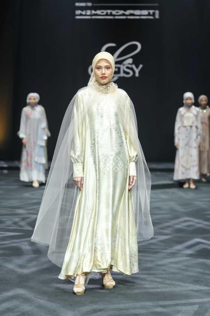 Greisy Hadirkan Koleksi Raya Bernuansa Etnik Nusantara