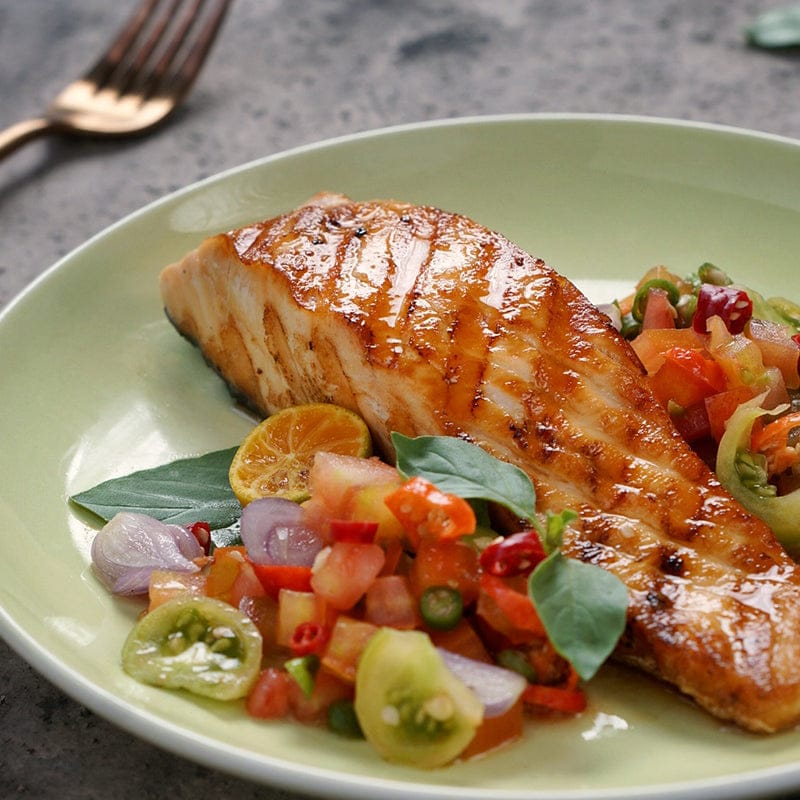 Yes, Ikan Salmon Sangat Baik Untuk Anda. Tapi Bisakah Anda Memakan Kulitnya?
