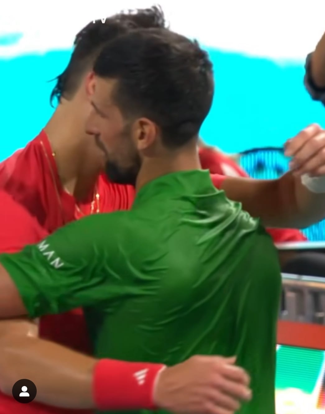 Jakub Mensik Memenangkan Final Miami Open yang Mirip Pertempuran Gladiator, Djokovic Terkapar dan Terpelanting