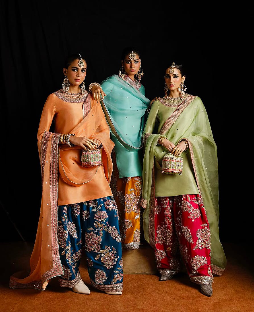 Farshi Shalwar: Busana Klasik Asia Selatan Kembali Tren di Pakistan Saat Idul Fitri