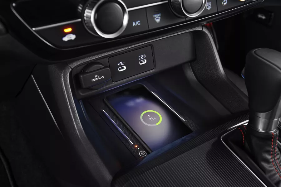 Interior Futuristik dan Konektivitas Canggih, Ini Detail Fitur Honda Civic RS e:HEV Terbaru