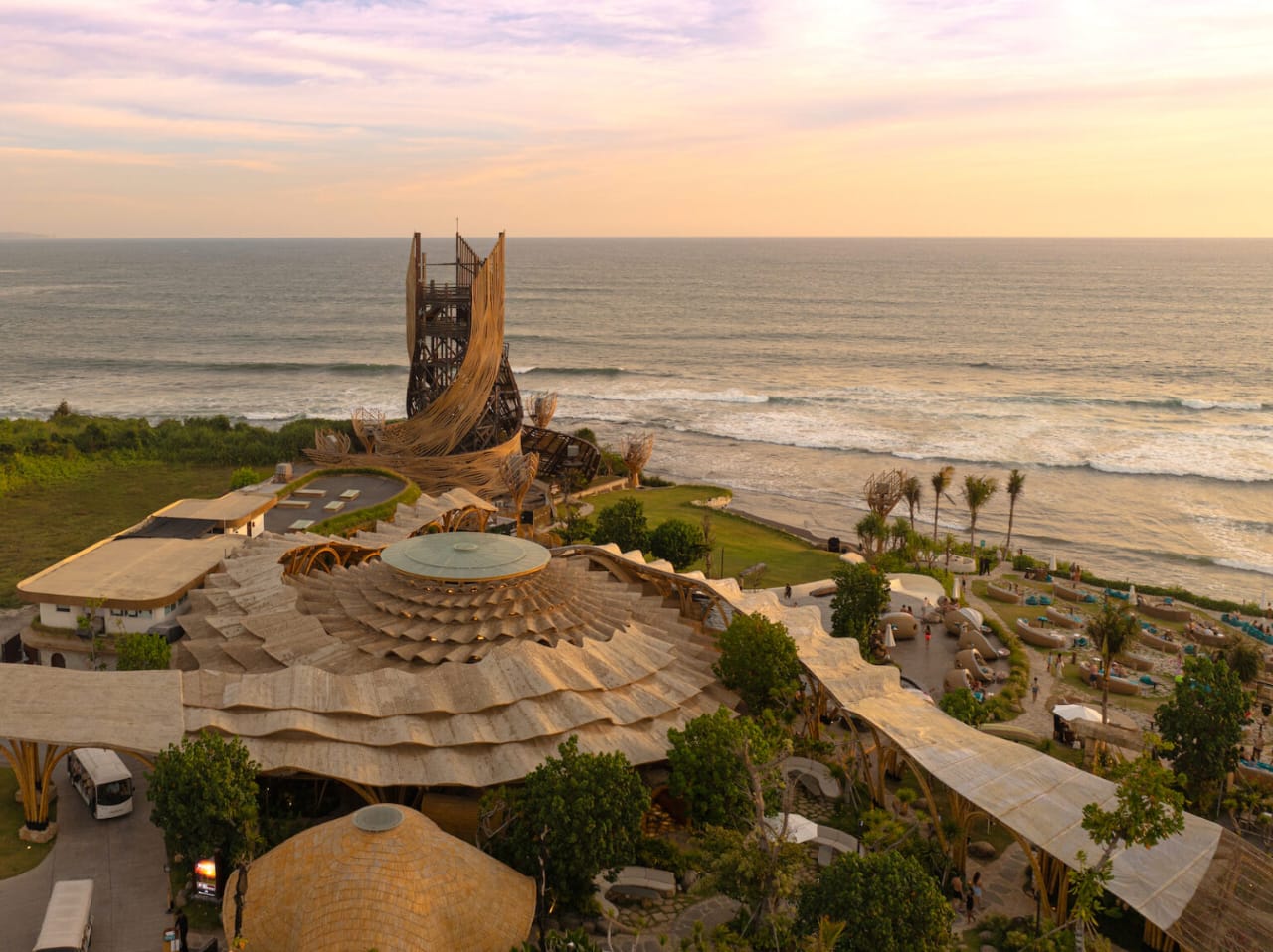 Yang Baru di Bali: Nuanu Creative City Bikin Beda Suasana Bali dan Tentu Bisa Merasakan Nuansa Yang Beda dari Biasanya