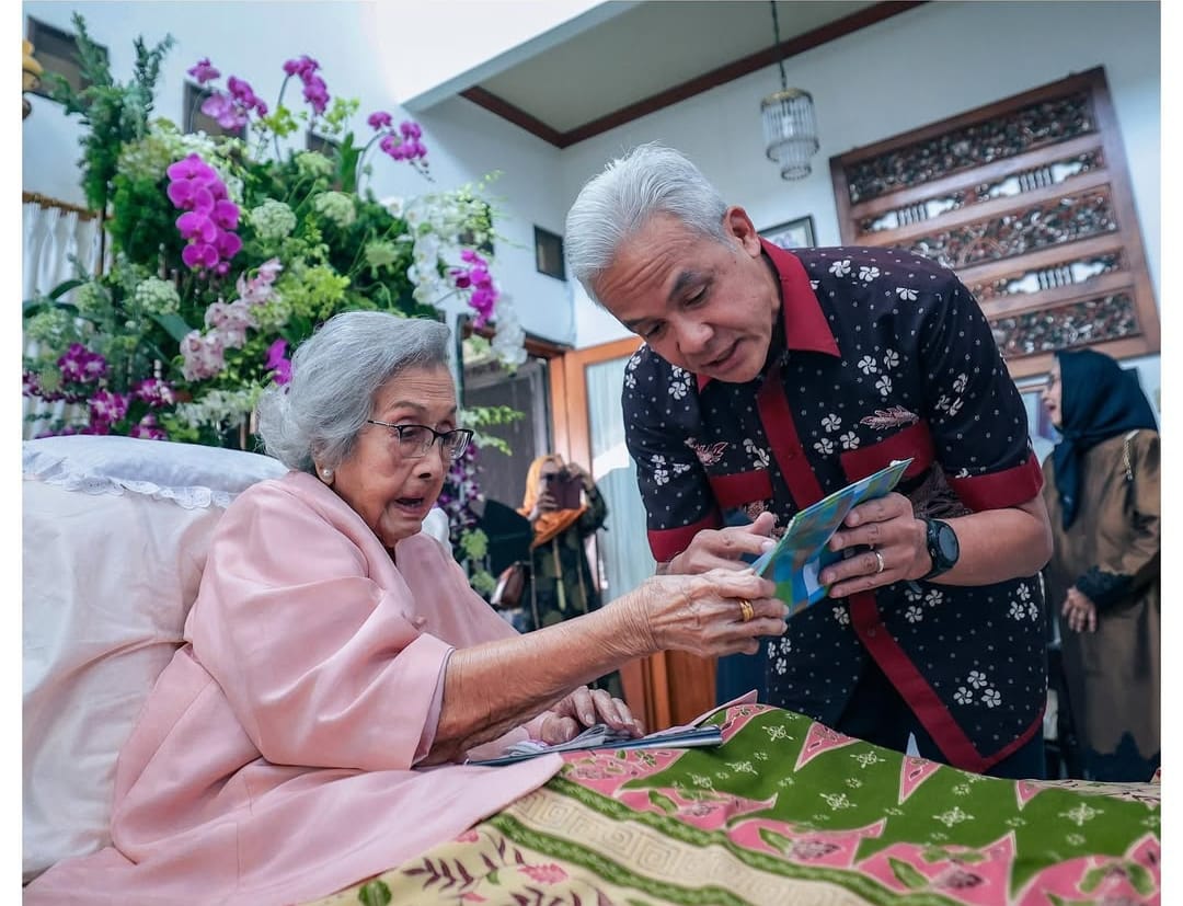 Meriyati Hoegeng, Istri Mantan Kapolri Jenderal Hoegeng, Rayakan Ulang Tahun ke-100 Berkisah Keteladanan Suami