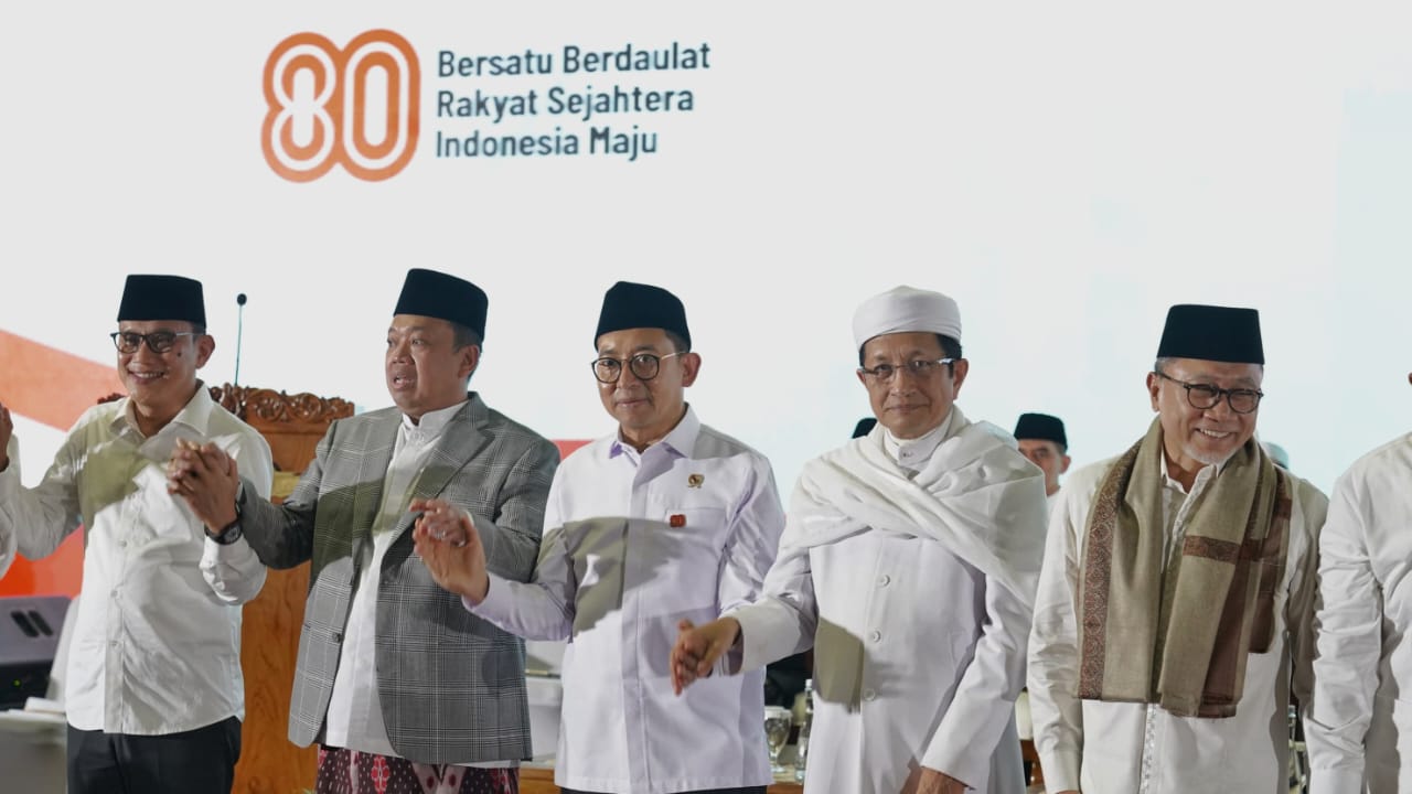 Zikir Kebangsaan dan Ikrar Bela Negara, Menbud Fadli Zon Serukan Persatuan Umat untuk Kemajuan Indonesia