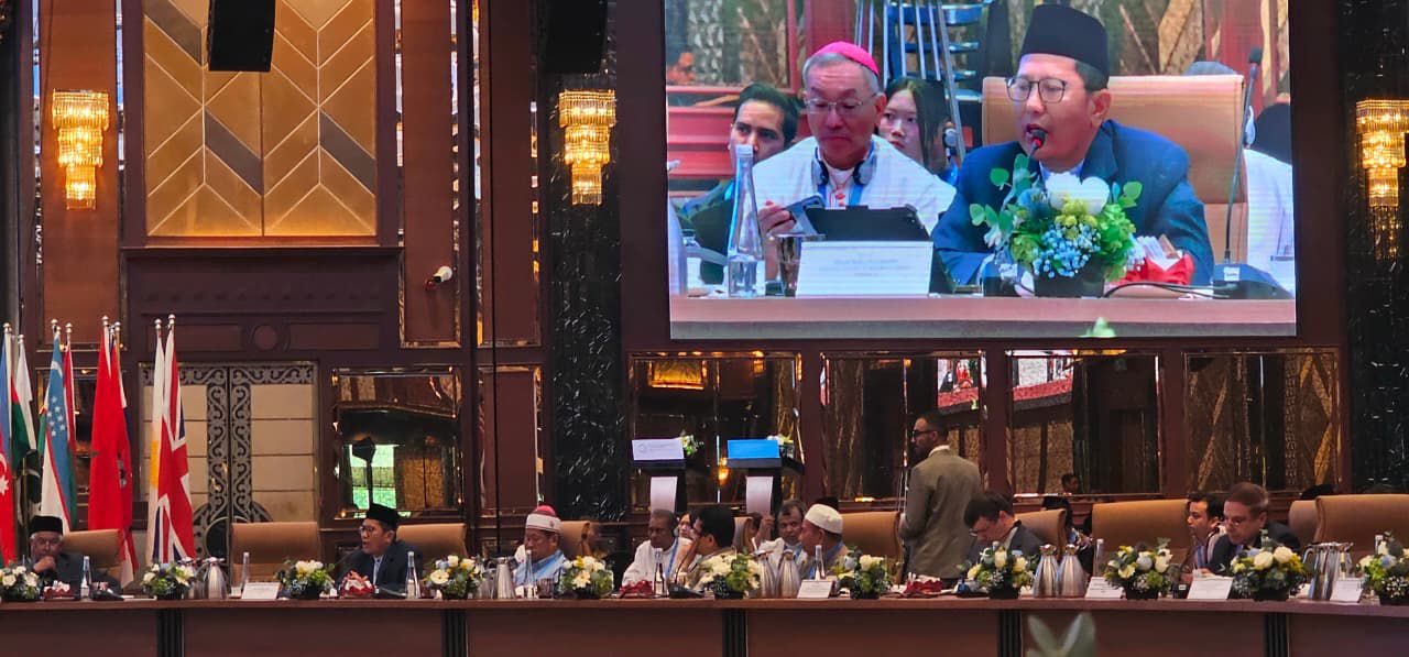 Rais Syuriyah PBNU Cholil Nafis Tegaskan Peran Pemimpin Agama dalam Perdamaian Dunia di Summit Internasional
