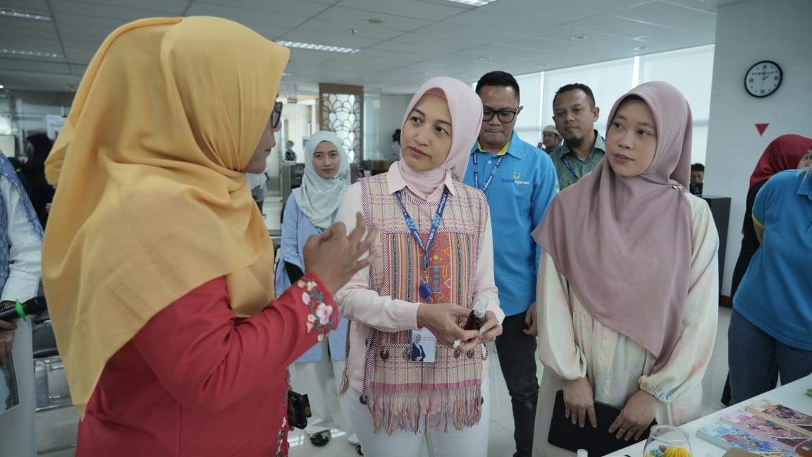 WEpreneur 3 BCA Syariah 2025 Resmi Dibuka, 30 UMKM Perempuan Siap Tumbuh