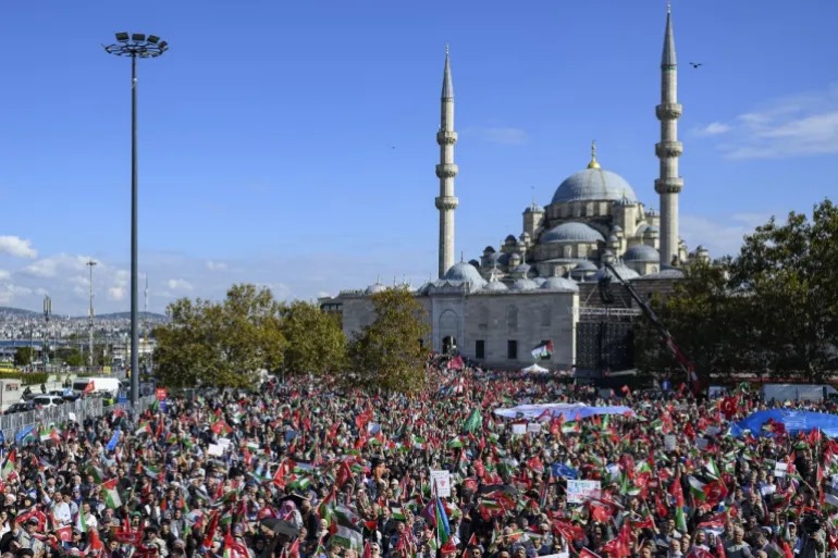 Aksi Demo Serentak di Seluruh Eropa, Menuntut Israel Segera Hentikan Genosida di Gaza