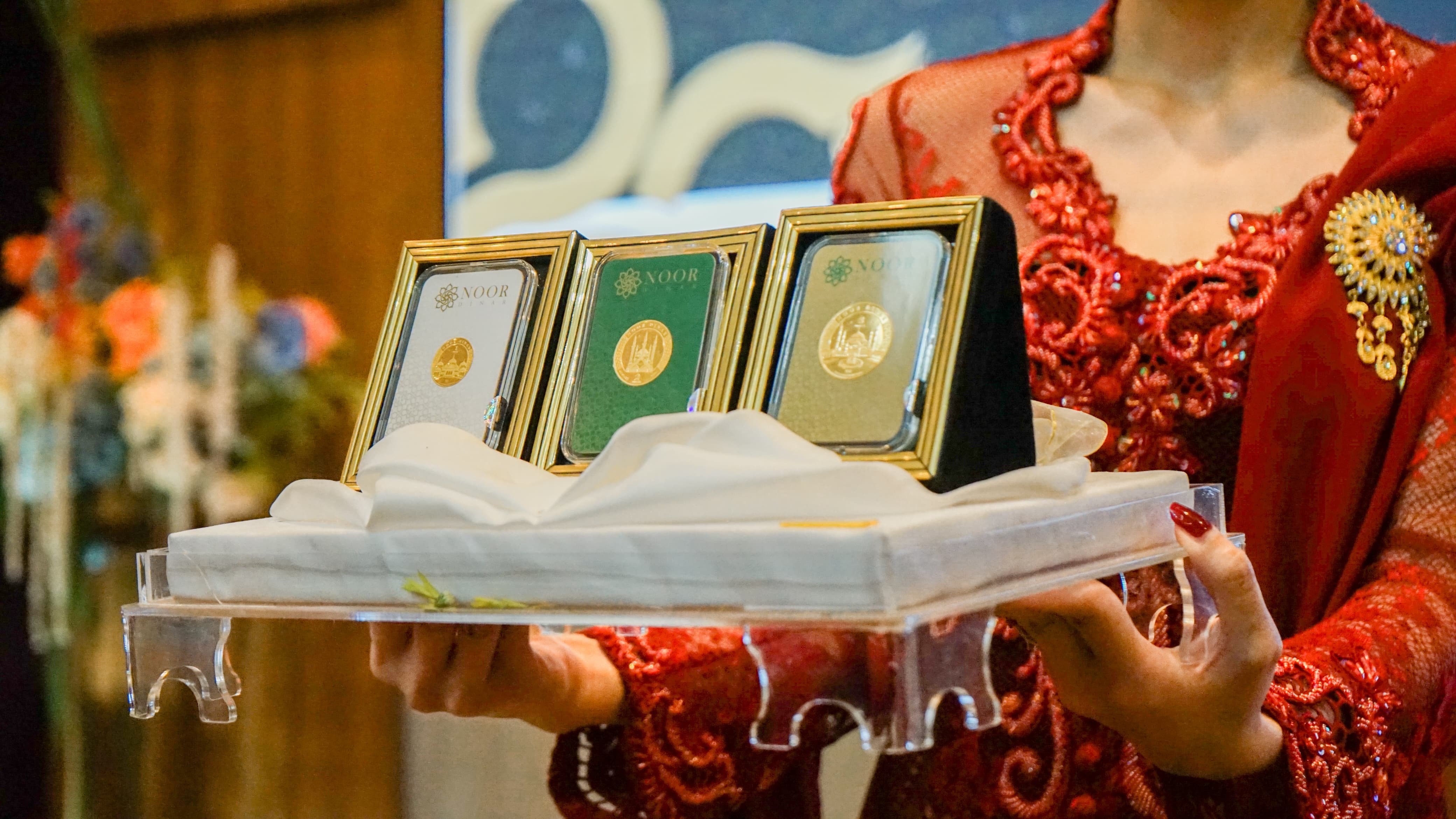 Yang Gandrung 	Berburu Emas,  Noor Dinar Beri  Solusi Investasi dengan Harga Rasional di Tengah Kenaikan Harga Global