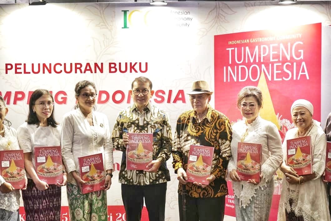 Menbud Fadli Zon Sebut Tumpeng Sebagai Simbol Identitas Bangsa dalam Peluncuran Buku IGC