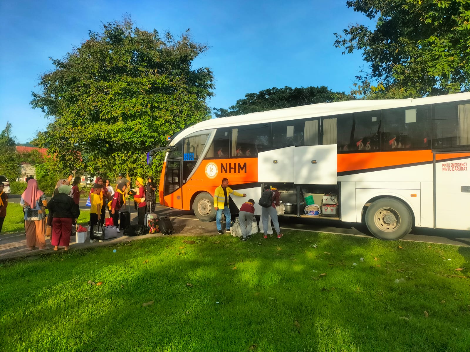 NHM Dorong Pemberdayaan Relawan Muda PMR Melalui Dukungan Transportasi Kegiatan Kemanusiaan