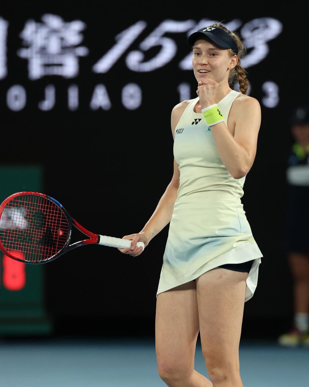 Si Cantik Rybakina Akhirnya Jadi Ratu Tenis Australia Open: Sukses Tumbangkan Sabalenka di Final dan Bawa Hadiah Uang 45,1 Miliar