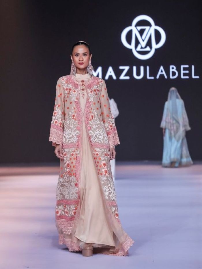 La Belleza, Koleksi Raya Mazu Label: Harmoni Warna Pastel & Bold yang Anggun nan Modern