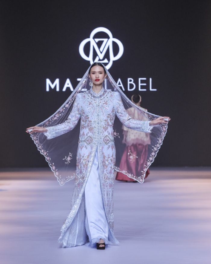 La Belleza, Koleksi Raya Mazu Label: Harmoni Warna Pastel & Bold yang Anggun nan Modern