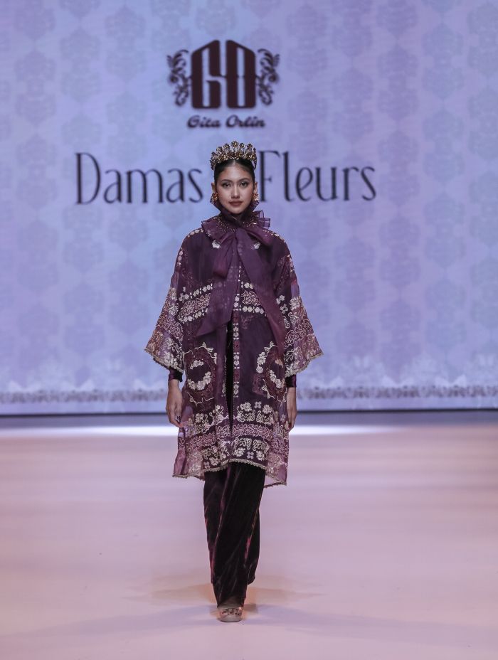 Paduan Tenun Ikat dan Motif Damask yang Mewah, Koleksi Terbaru Gita Orlin Rayakan Idul Fitri