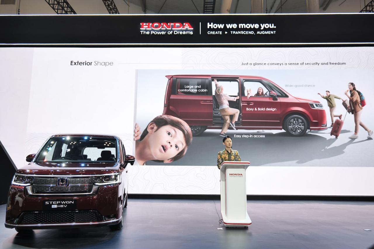 Honda STEP WGN e:HEV: Partner Setia Moms dengan Mobilitas Tinggi