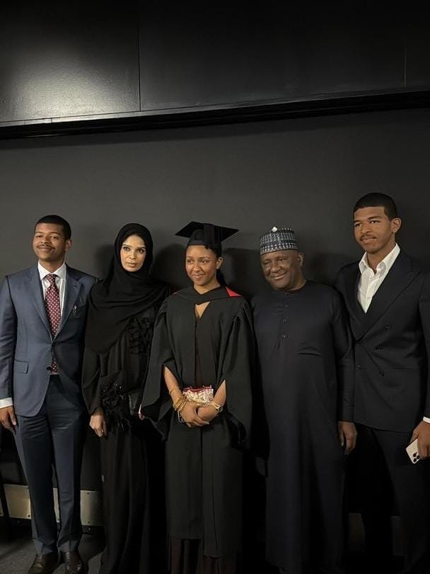 Pengusaha Muslim Abdul Samad Rabiu, Kekayaannya Naik Lebih dari Dua Kali Lipat dalam Setahun Dari 98,71 Triliun Jadi 181, 24 Triliun