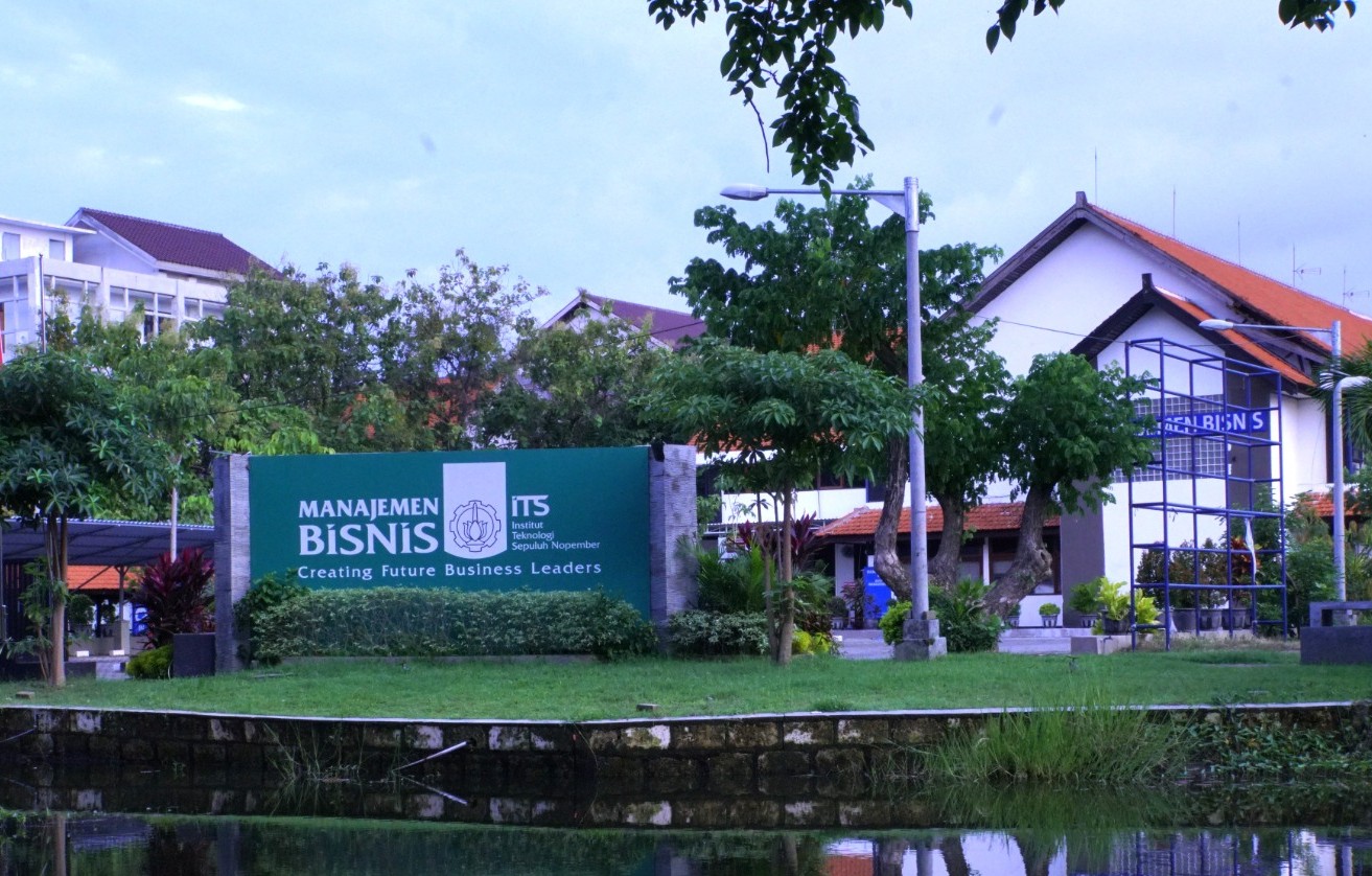 Perluas Peluang Studi Global, ITS-UWE Bristol Luncurkan Double Degree