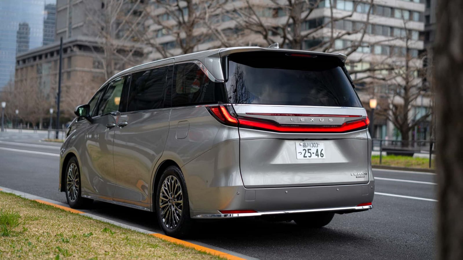 Lexus LM, Jenis Van Ini Mendefinisikan Ulang Mobil Eksekutif Yang Sangat Membanggakan