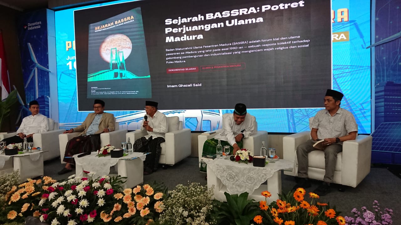 Para Ulama Pesantren Madura Yang Tergabung Dalam BASSRA Berkumpul Bahas Citra Madura