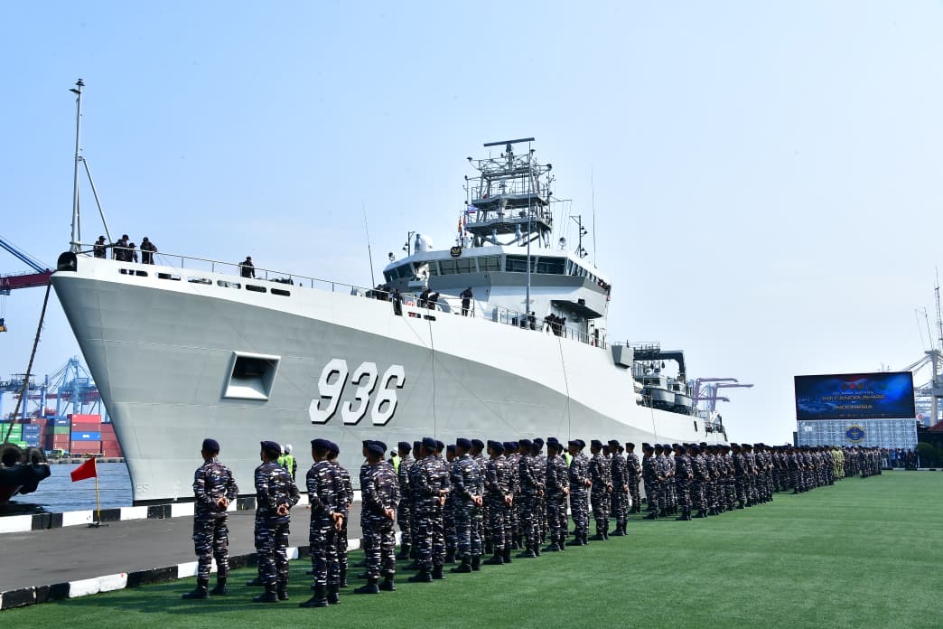 TNI AL Resmi Perkuat Armada Survei dengan Kehadiran KRI Canopus-936