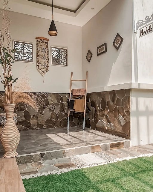 Insiprasi Desain Mushola Rumah Outdoor yang Estetik dan Bikin Nyaman Beribadah