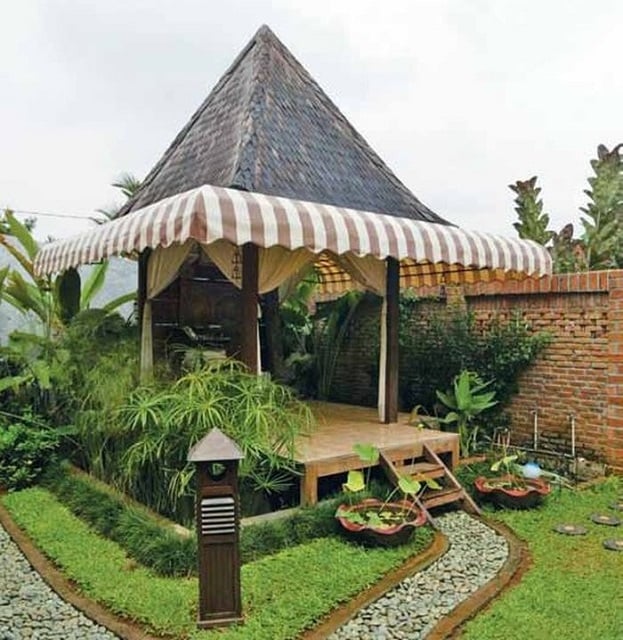 Insiprasi Desain Mushola Rumah Outdoor yang Estetik dan Bikin Nyaman Beribadah