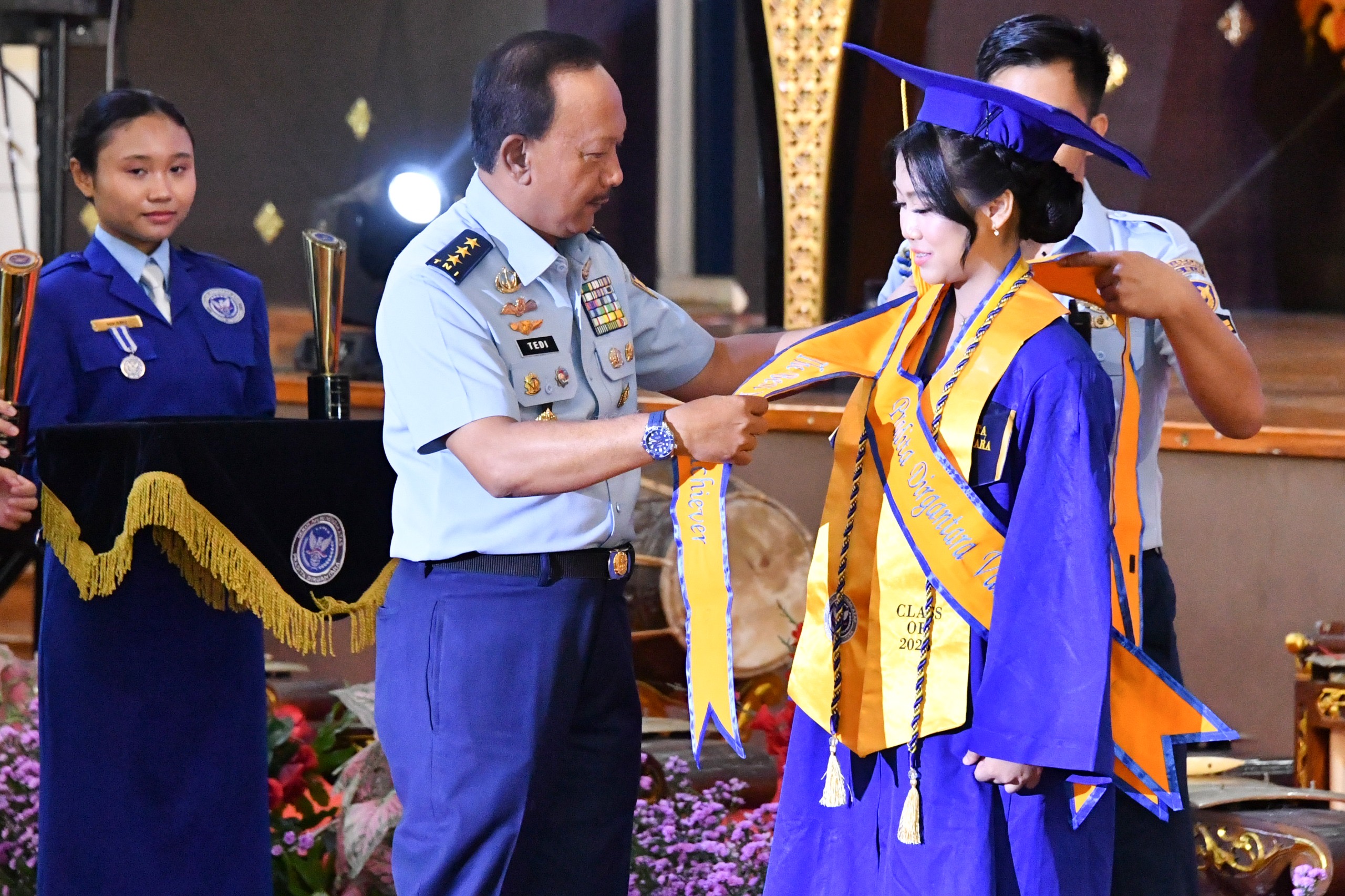 Wakasau Hadiri Wisuda SMA Pradita Dirgantara, Cetak 101 Lulusan
