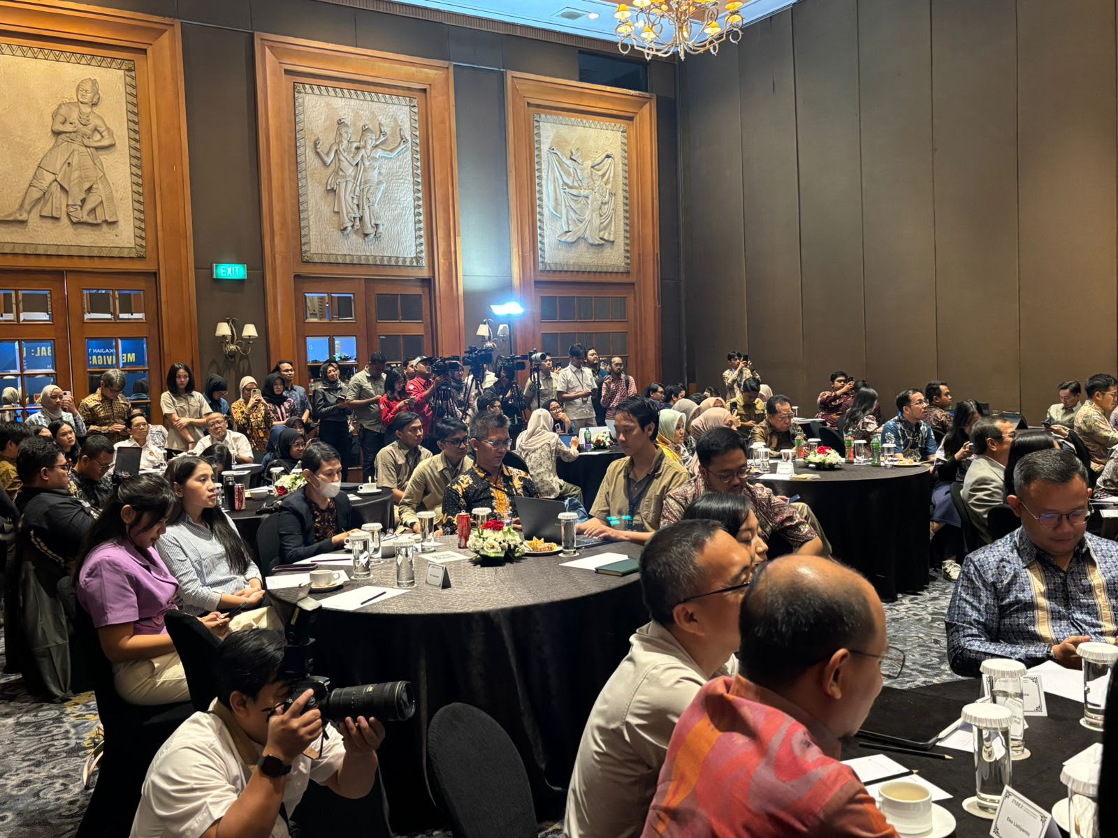INDEF Peringatkan Risiko PHK Mengintai jika Guncangan Global Berlanjut, Tapi Inget Indonesia Masih Punya Modal Bertahan