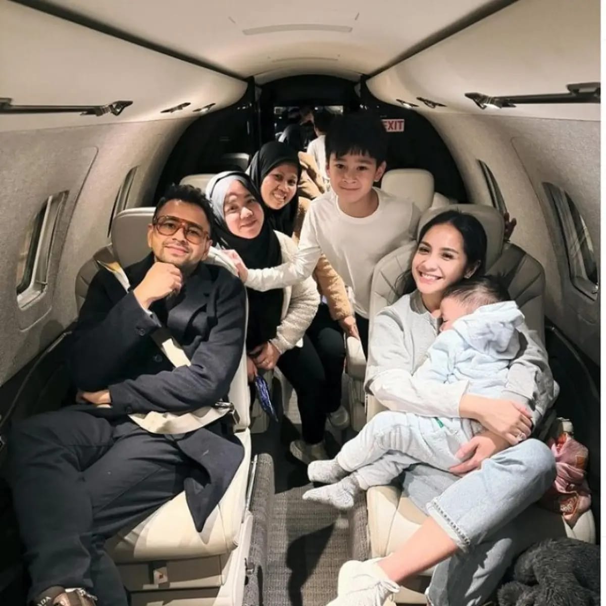 Orang Kaya Indonesia Termasuk Artis Sering Pake Private Jet, Berapa Biaya Sebenarnya Sewa Jet Pribadi per Jam pada Tahun 2026?