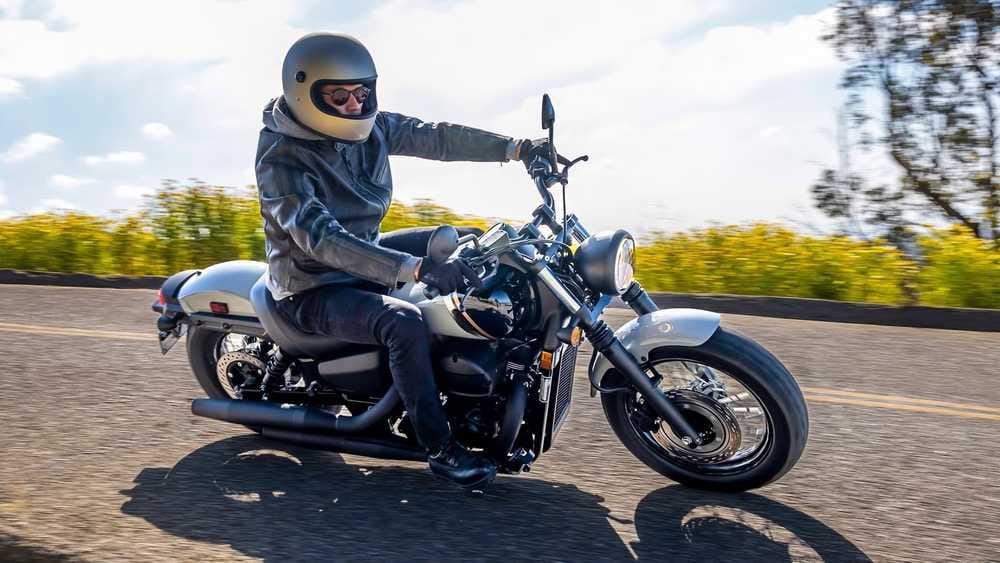 Pemilik Motor Jepang Terus Berkendara Melewati 200.000 Mil Dengan Tampang Gagah dan Berkelas
