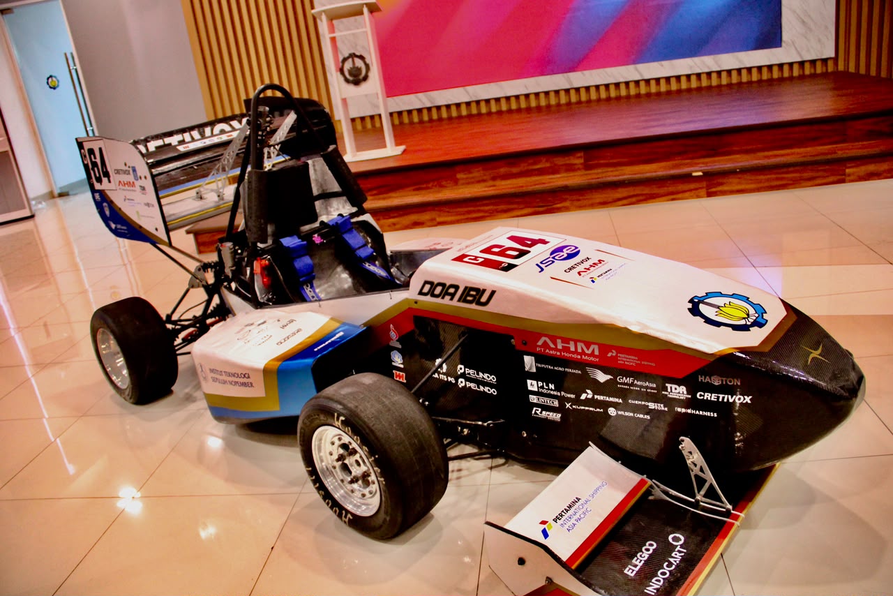 Desain Baru, Mobil Formula Sapuangin ITS Siap Berjaya di Jepang