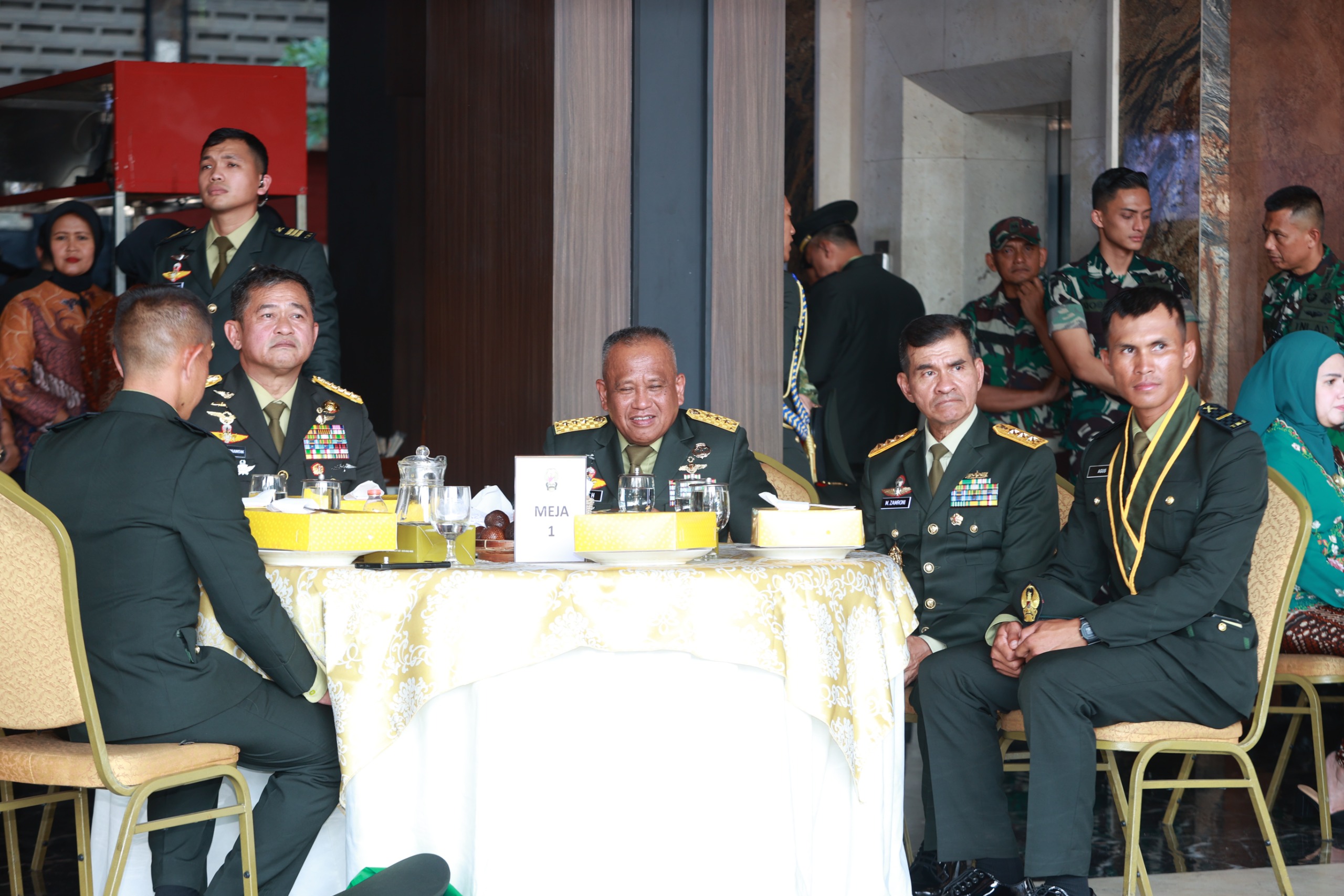 Terima 429 Perwira Remaja Dikmapa PK, Wakasad Tekankan Penguatan SDM TNI AD Hadapi Tantangan Modern