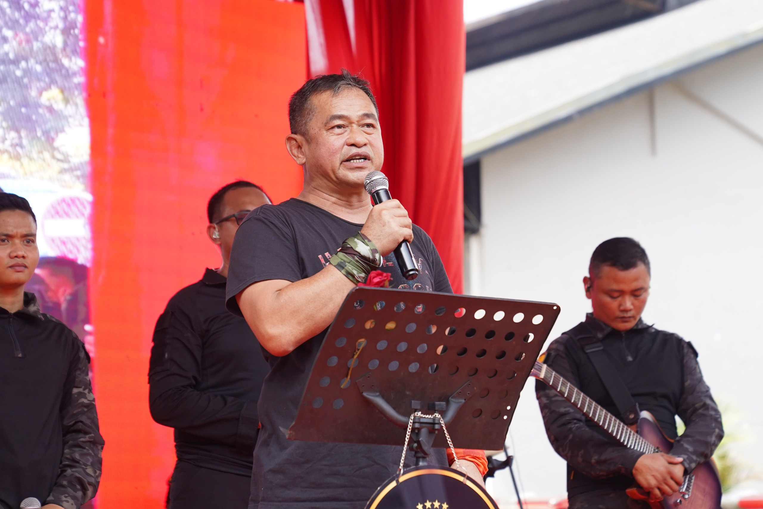 Hadiri Olahraga Bersama Abituren Akmil 1992-1996, Kasad Tekankan Dukung Program Pemerintah