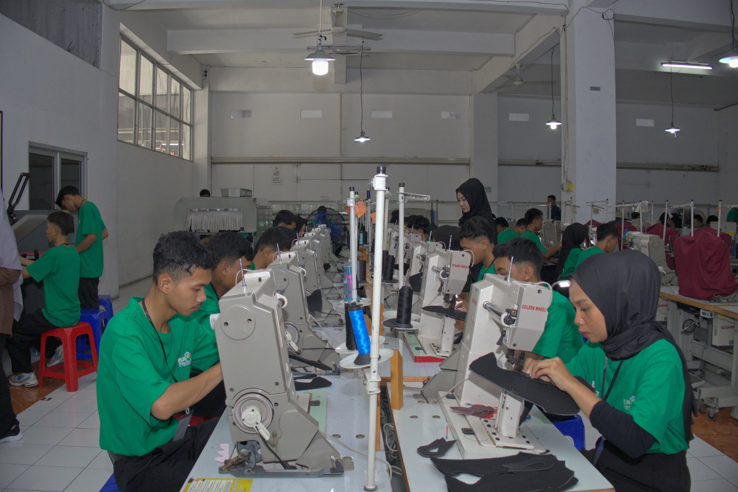 PLN Jalankan 696 Program TJSL, Jangkau 301.779 Penerima Manfaat